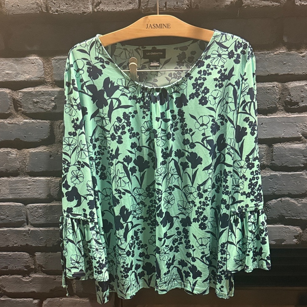 Liz Claiborne Mint and Navy Floral Blouse